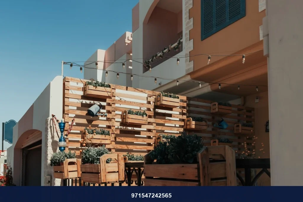 صبغ الأثاث الخشبي 2026